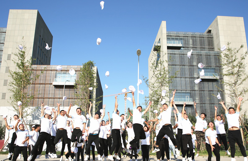 2019年7月1日，北京集团大学生入职培训，洋溢的青春在中天继续。