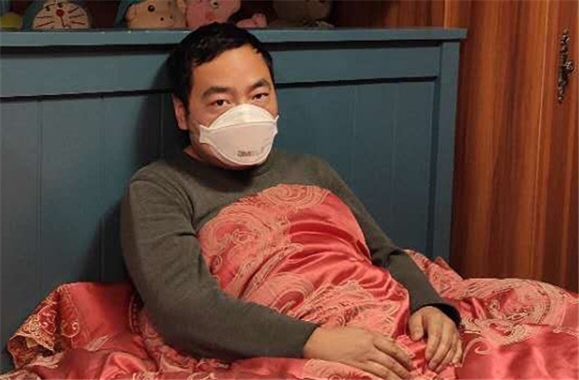 【高光“疫”事】感染不敢回家、排队等床位、开水兑米饭—— 赵东：带着希望和爱 战斗在春天里